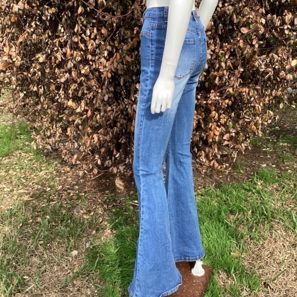 Blank Paige Exaggerated Bell Bottom Factory Fading High Rise Boho Flare Jeans - Picture 8 of 11